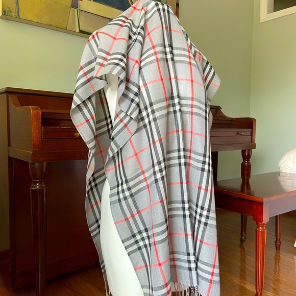 Thin Plaid Scarf - Picture 3 of 3